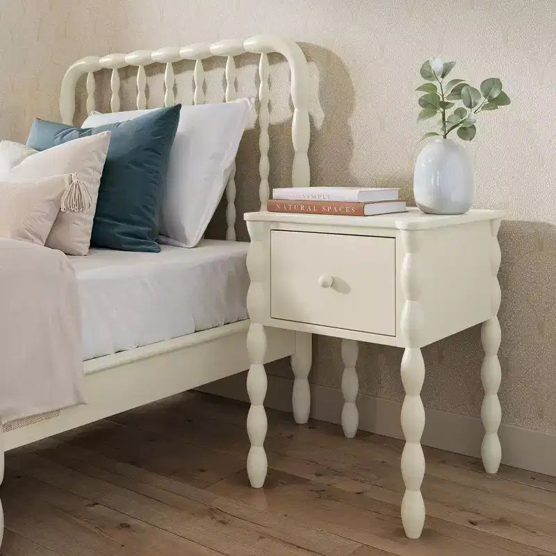 1 Drawer Nightstand (456x456/18x18)