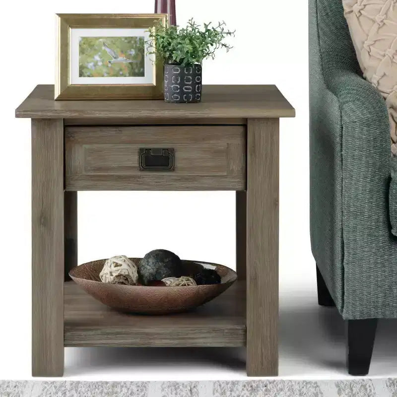 22 Garret End Table